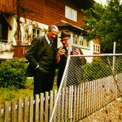 Hans Müller re. im Bild am Möschberg in den 80er Jahren