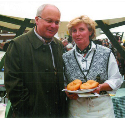 Dr. Franz Schausberger am Biofest bei Krenn Johanna 1998