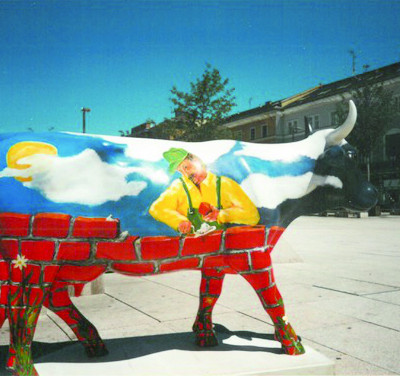 Kunst und Kuh 2000, Versteigerung zu Gunsten von Bauern helfen Bauern