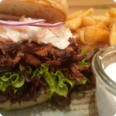 © Wirt z'Schulleredt