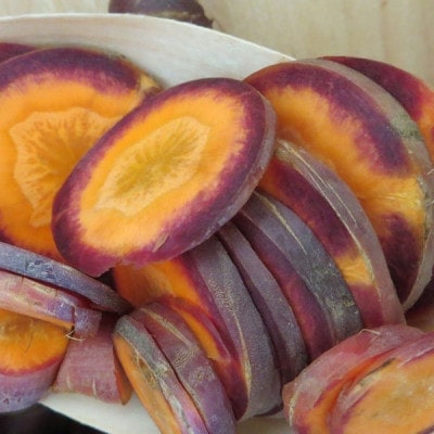 in Scheiben geschnittene Karotte